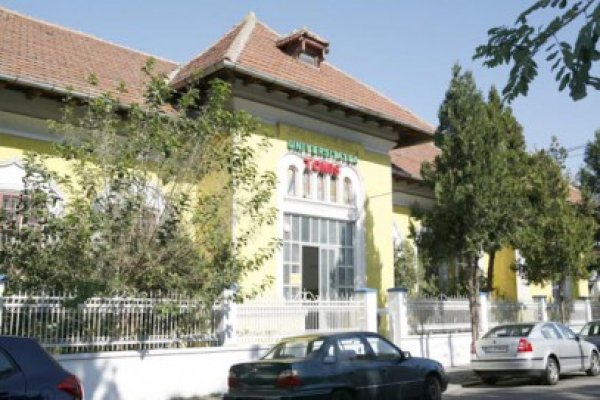 Universitatea Tomis îşi deschide sediu la Cernavodă